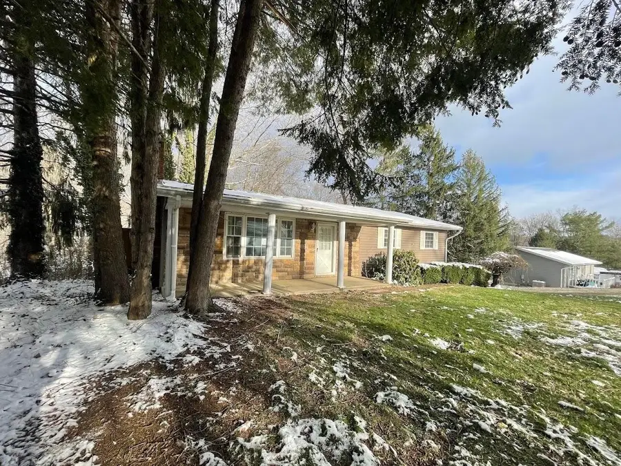 330 Walnut Hills Drive, Zanesville, OH 43701 - #2