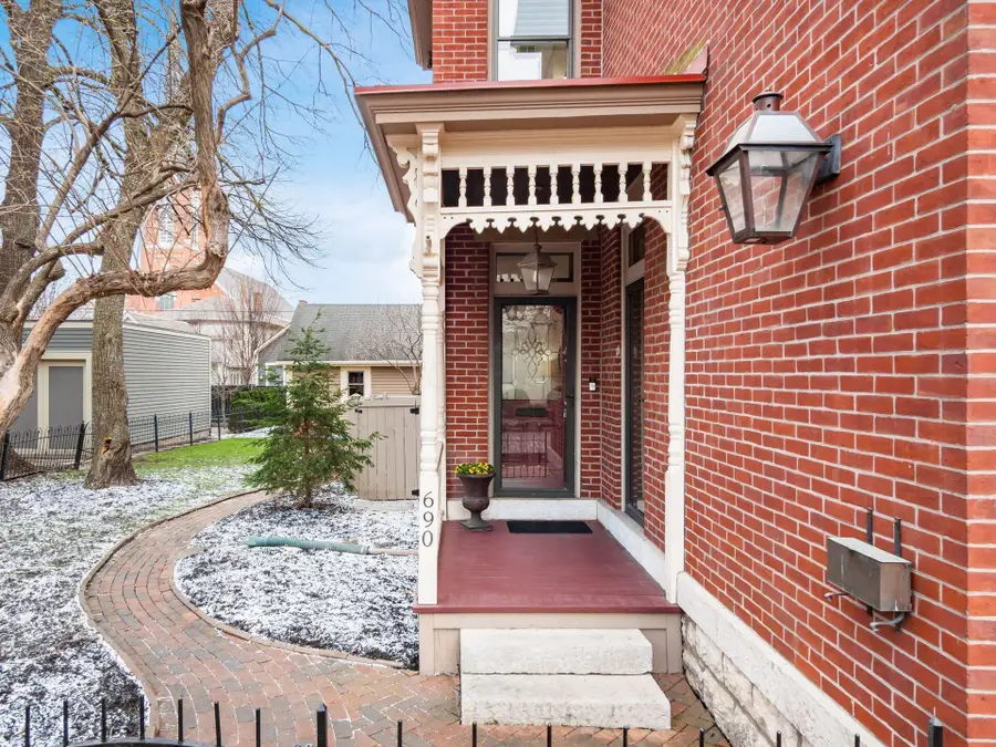690 City Park Avenue, Columbus, OH 43206 - #3