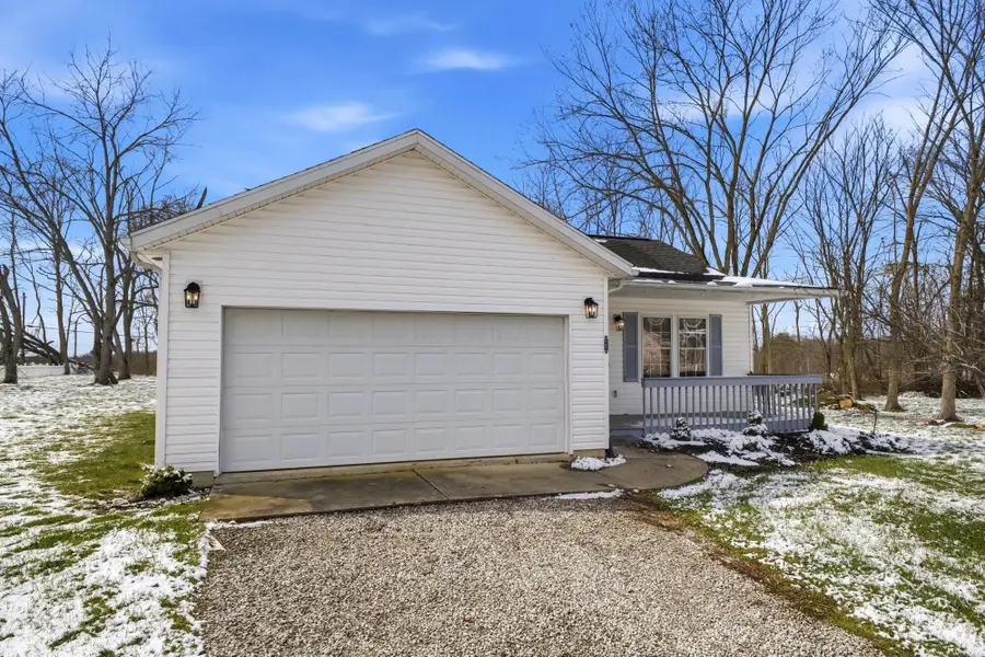 647 Greenbriar Circle, Howard, OH 43028 - #2