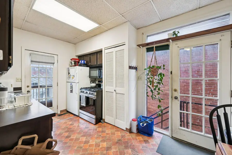 758 Neil Avenue, Columbus, OH 43215 - #3