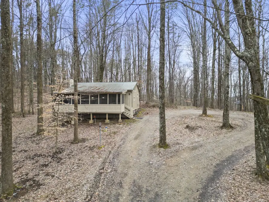 20554 Thompson Ridge Road, Laurelville, OH 43135 - #2