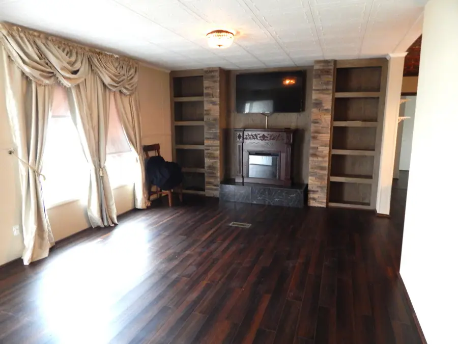 5965 Harrisburg Georgesville Road, Grove City, OH 43123 - #2