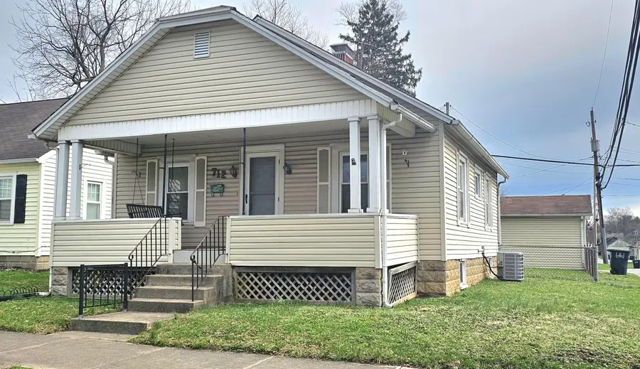 712 N Mt Pleasant Avenue, Lancaster, OH 43130 - #3