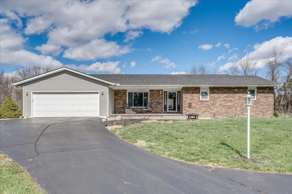 1800 Ginder Road Nw, Lancaster, OH 43130 - #1
