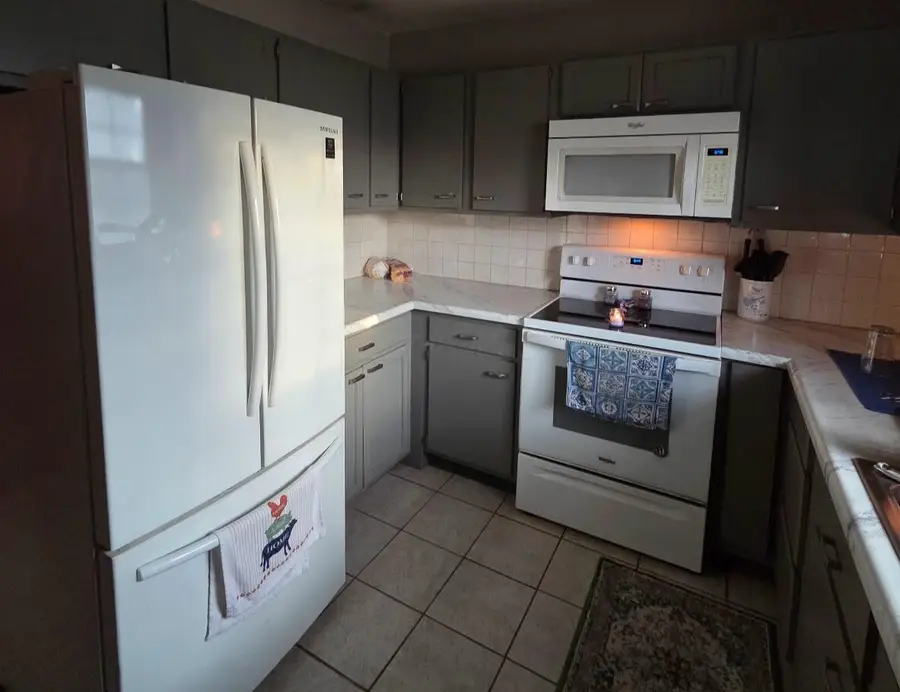 1047 Sunview Road, Reynoldsburg, OH 43068 - #3