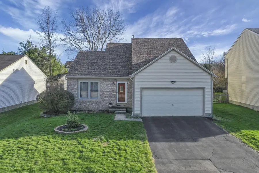 2690 Fernwood Avenue, Lancaster, OH 43130 - #2