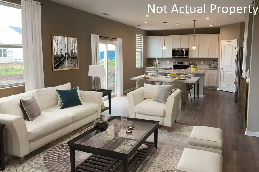 332 Honeysuckle Street, South Bloomfield, OH 43103 - #3