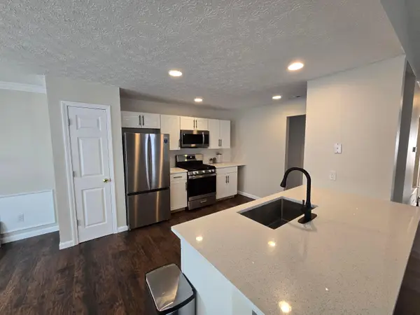 3422 Smileys Corner, Hilliard, OH 43026