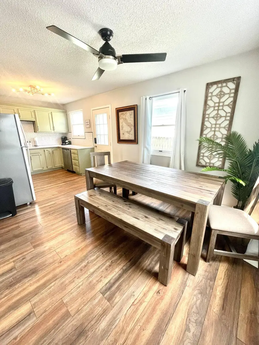 606 Reynolds Avenue, Columbus, OH 43201 - #2