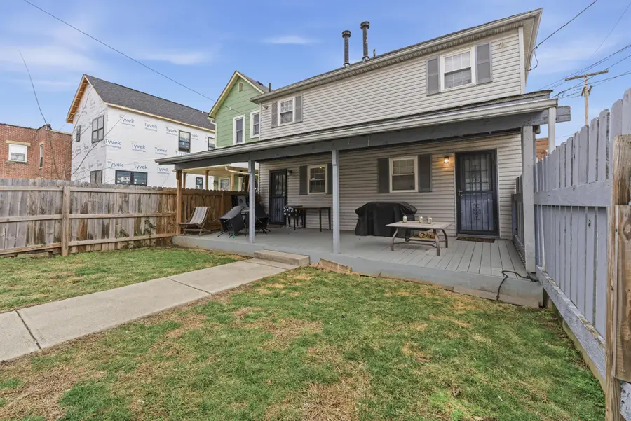 526 W 1st Avenue, Columbus, OH 43201 - #3