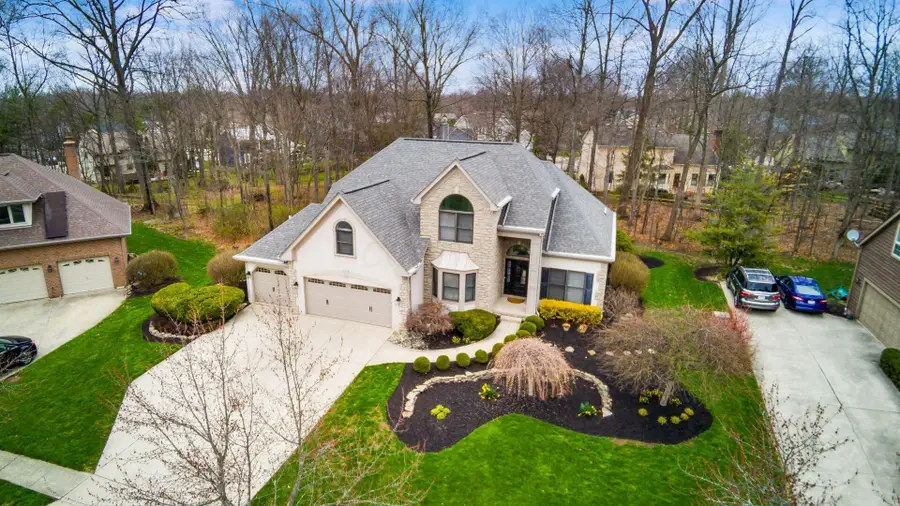 846 Aylesbury Drive, Columbus, OH 43230 - #2