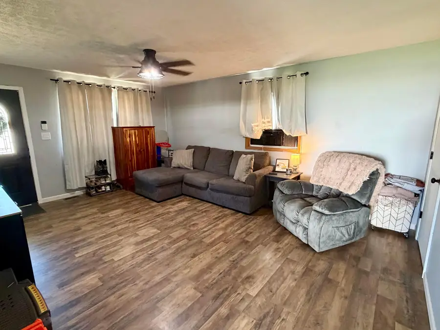 982 Greenwood Avenue, Zanesville, OH 43701 - #3