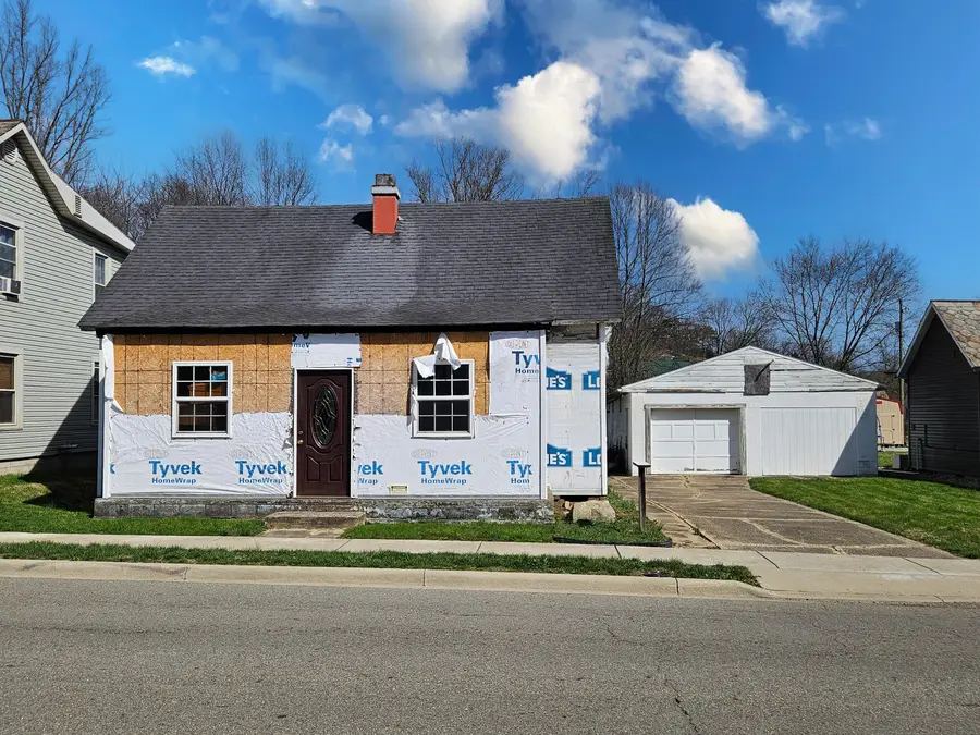 448 N Walnut Street, Logan, OH 43138 - #2