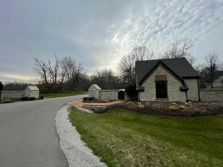 105 Hidden Creek Drive, Galloway, OH 43119 - #2