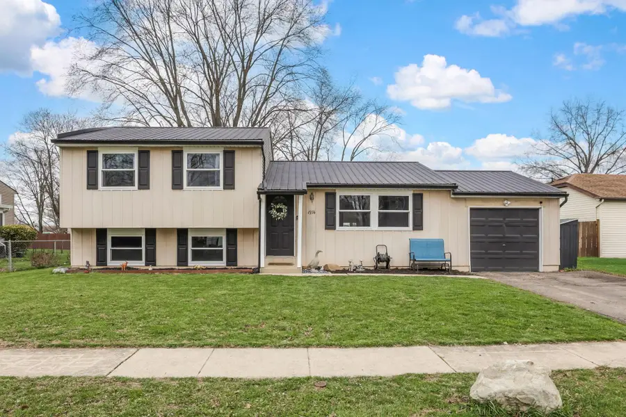 1974 New Market Drive, Grove City, OH 43123 - #2