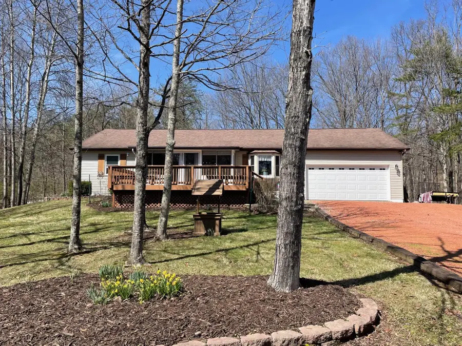 870 Iroquois Court, Sugar Grove, OH 43155 - #3