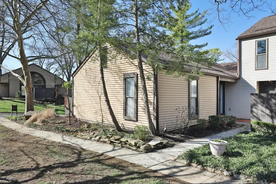 3128 Rivermill Drive, Columbus, OH 43220 - #2