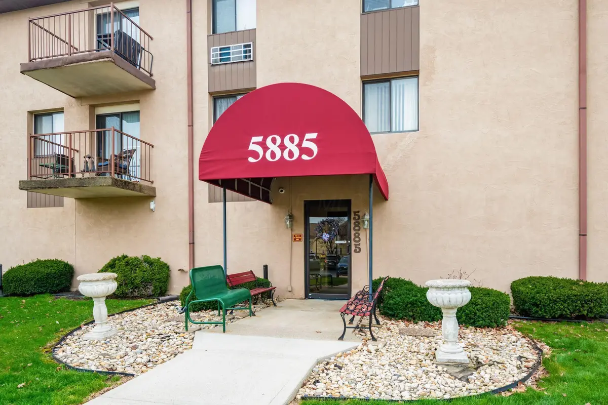 5885 Beechcroft Road, Columbus, OH 43229 - #1