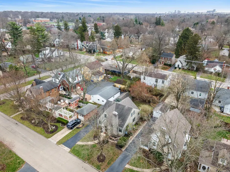 109 W Schreyer Place, Columbus, OH 43214 - #2