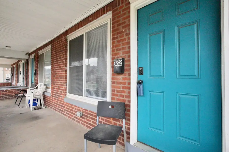 382-388 N Champion Avenue, Columbus, OH 43203 - #2