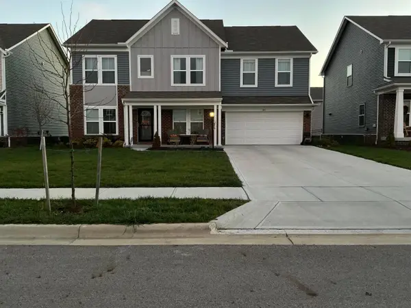 1043 Beehive Grove, Grove City, OH 43123