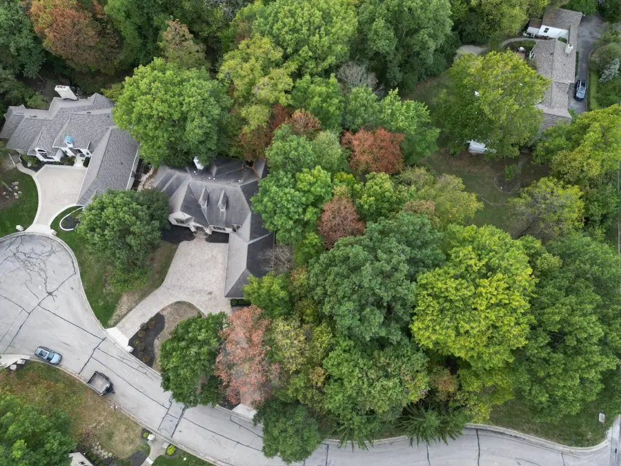 5065 Slate Run Woods Court, Upper Arlington, OH 43220 - #2