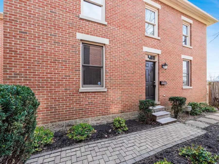 158 Nursery Lane, Columbus, OH 43206 - #3