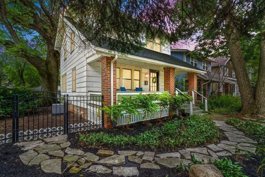 2804 Indianola Avenue, Columbus, OH 43202 - #2