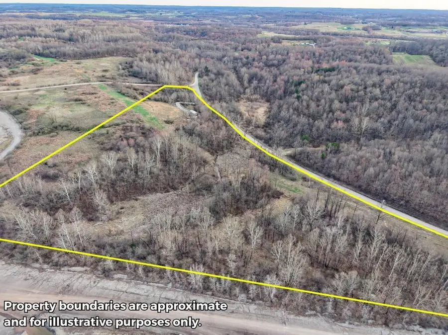 56 Roscoe Road, Oak Hill, OH 45656 - #3