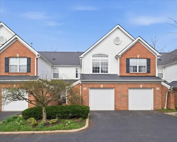 4983 Village Mews, Westerville, OH 43081