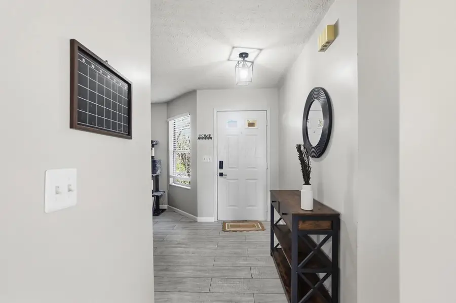 519 Davidson Drive, Ashville, OH 43103 - #3