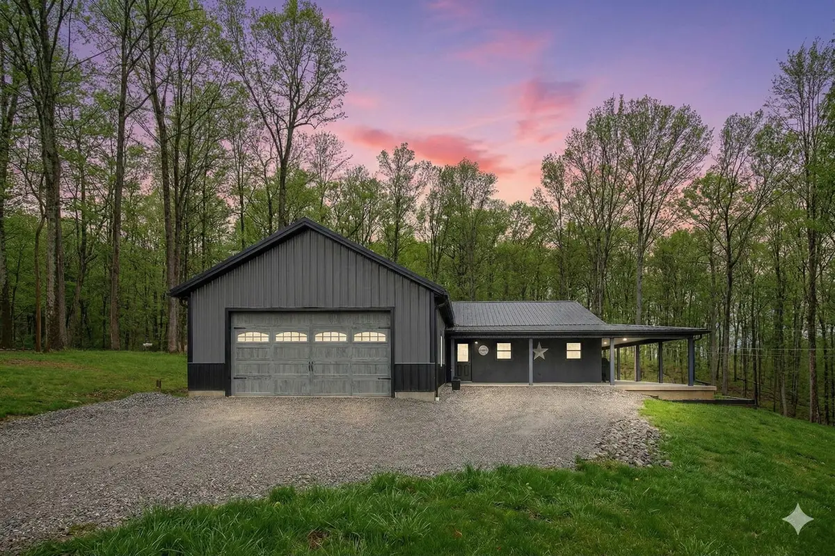 10867 Township Road 56 Ne, Mount Perry, OH 43760 - #1