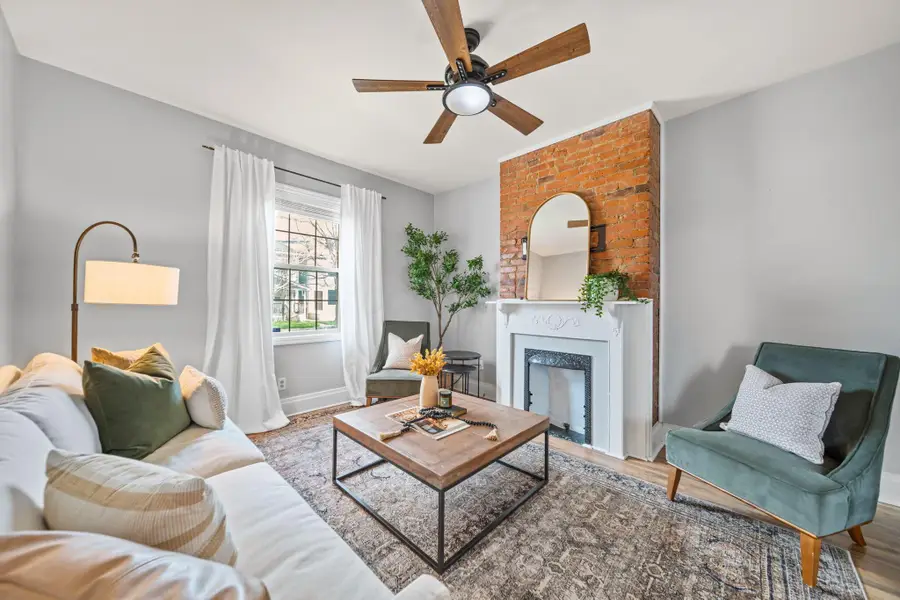 363 E Morrill Avenue, Columbus, OH 43207 - #3