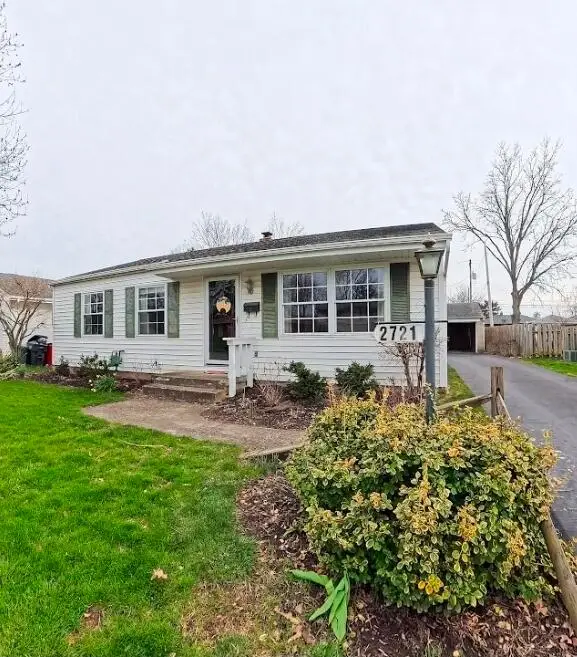 2721 Queensway Drive, Grove City, OH 43123 - #2