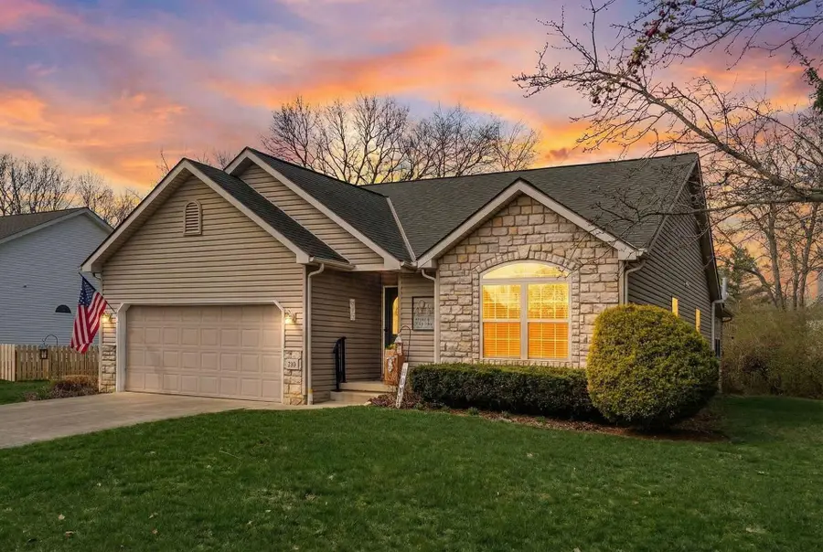 210 Jones Place, Canal Winchester, OH 43110 - #2