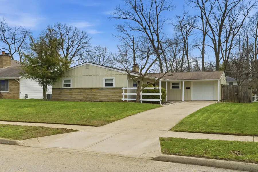 4899 Hamden Way, Columbus, OH 43228 - #2