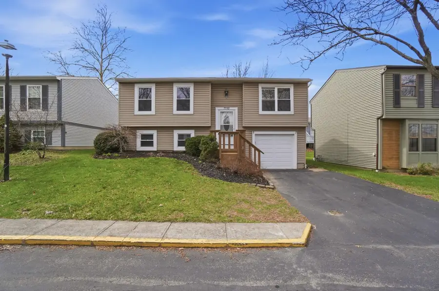 7713 Kelvinway Drive, Columbus, OH 43085 - #2