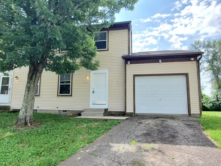 2719 Four Seasons Drive, Columbus, OH 43207 - #2