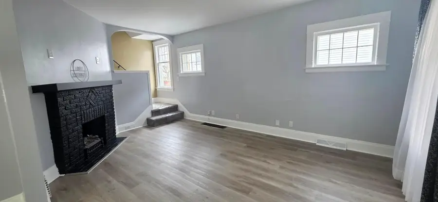 3421 W 99th Street, Cleveland, OH 44102 - #3