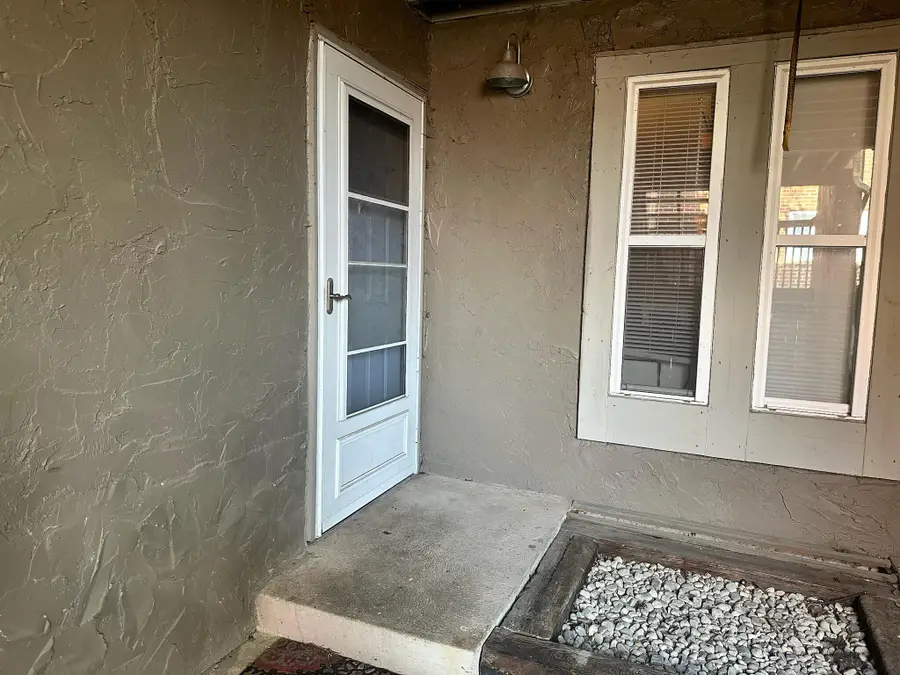 945 Quay Avenue, Columbus, OH 43212 - #3