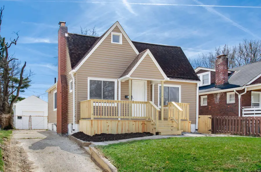 1279 Loretta Avenue, Columbus, OH 43211 - #2