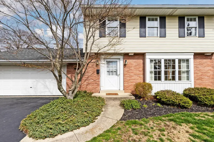 1090 Woodmere Road, Columbus, OH 43220 - #2