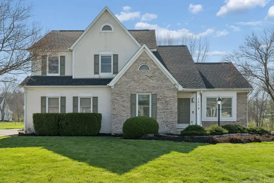 242 Farm Creek Drive, Columbus, OH 43230 - #3