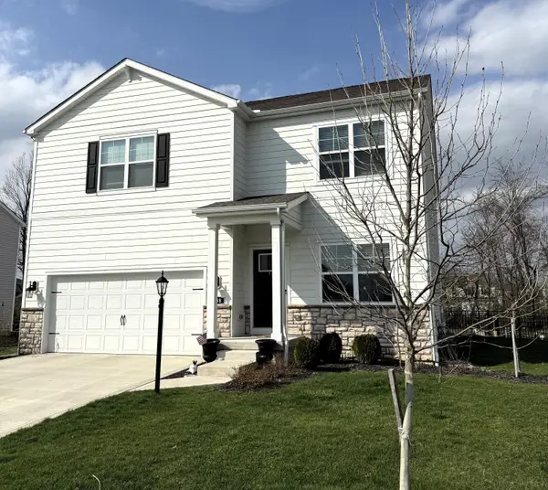 238 Carrowmoore Drive, Pickerington, OH 43147