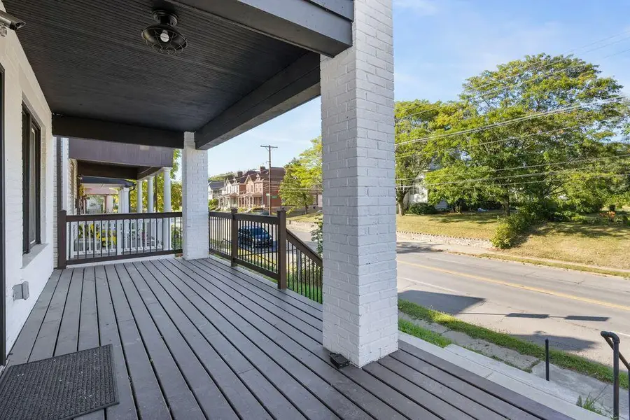 1213-1215 E Livingston Avenue, Columbus, OH 43205 - #3