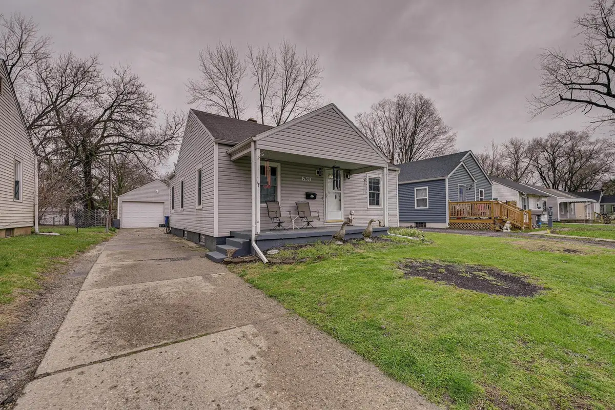 2610 Grasmere Avenue, Columbus, OH 43211 - #1