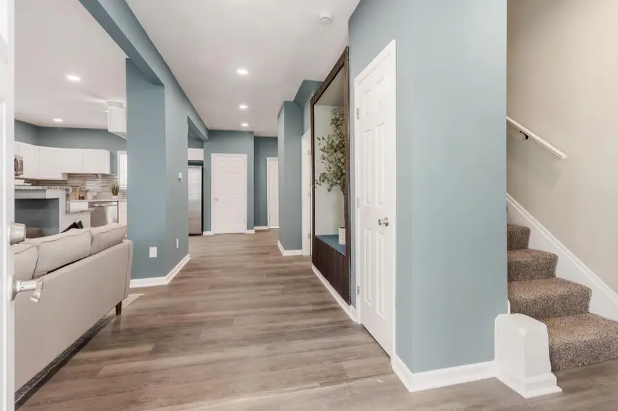 557 E Gates Street, Columbus, OH 43206 - #3