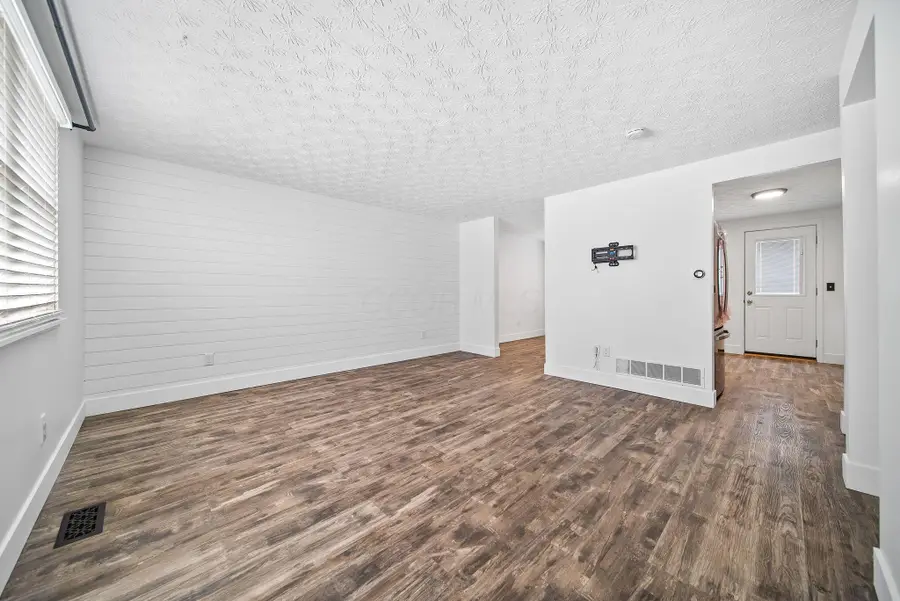 8576 Renaa Avenue, Galloway, OH 43119 - #3