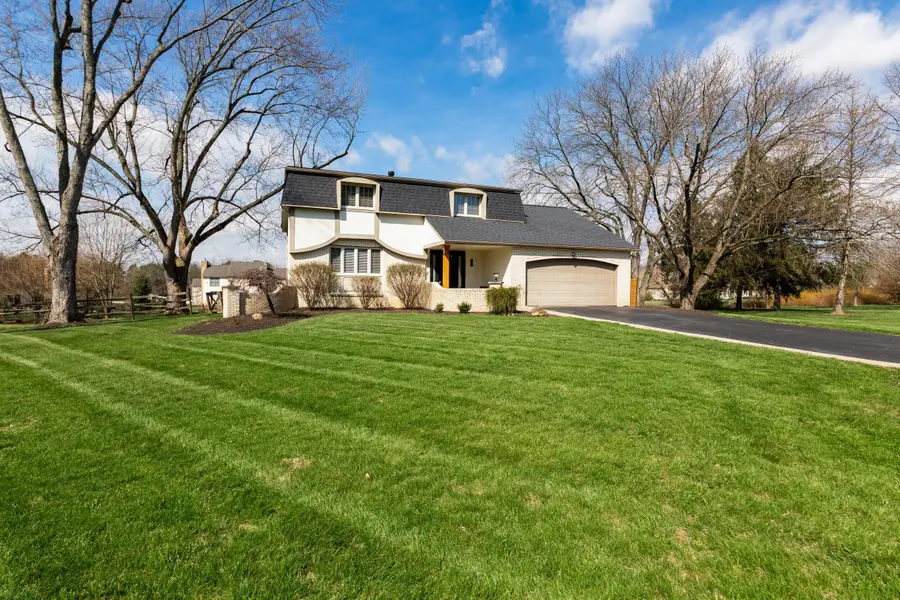 9042 Carriage Court Nw, Pickerington, OH 43147 - #2