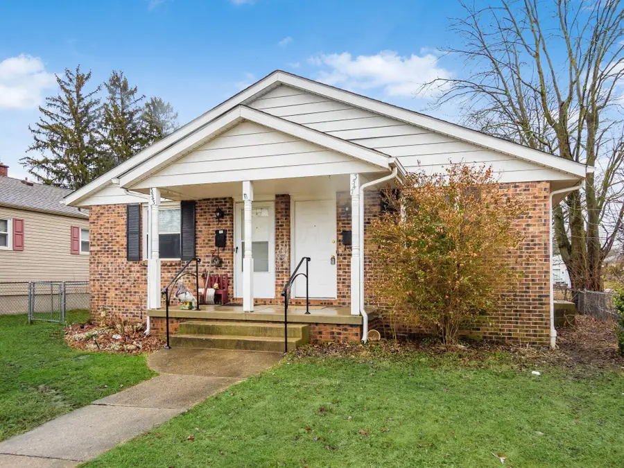 3543 Grant Avenue, Grove City, OH 43123 - #2